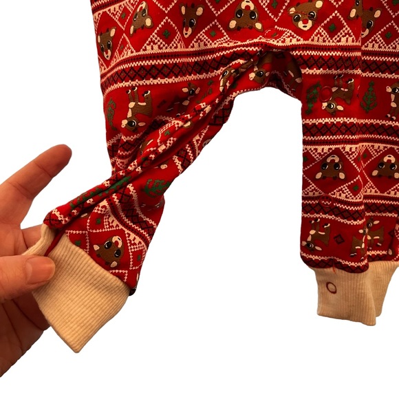 Rudolph the Red Nosed Reindeer Infant Bodysuit Outfit  Sz 6mo - Picture 4 of 12